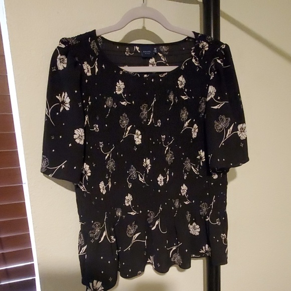 Blouse - Picture 2 of 3